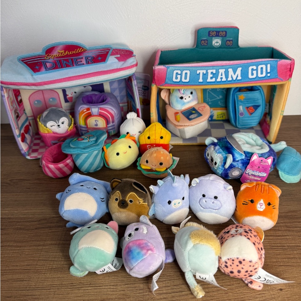 Squishville Squishmallows Bundle Lot Playsets + Minis